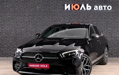 Mercedes-Benz E-Класс, 2021 год, 3 990 000 рублей, 1 фотография