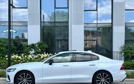 Volvo S60 III, 2022 год, 2 650 000 рублей, 8 фотография