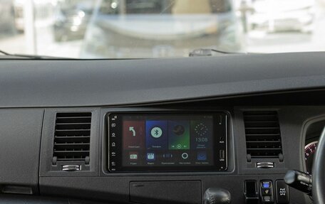 Toyota ISis I, 2011 год, 1 280 000 рублей, 14 фотография