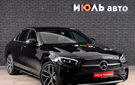 Mercedes-Benz E-Класс, 2021 год, 3 990 000 рублей, 3 фотография