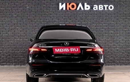 Mercedes-Benz E-Класс, 2021 год, 3 990 000 рублей, 5 фотография