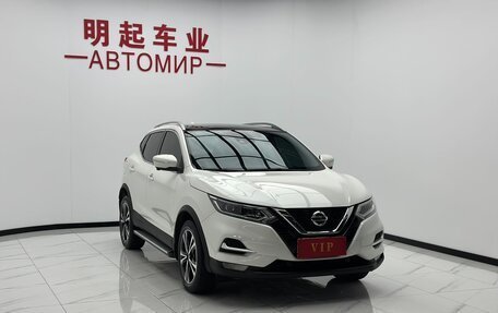 Nissan Qashqai, 2022 год, 1 950 000 рублей, 2 фотография