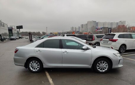 Toyota Camry, 2015 год, 1 770 000 рублей, 4 фотография