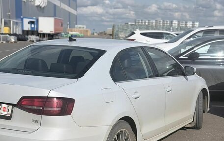 Volkswagen Jetta VI, 2017 год, 1 400 000 рублей, 2 фотография