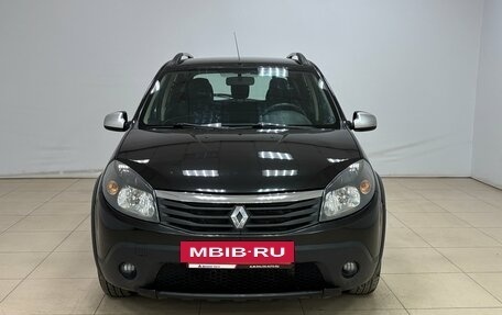 Renault Sandero I, 2013 год, 685 000 рублей, 2 фотография