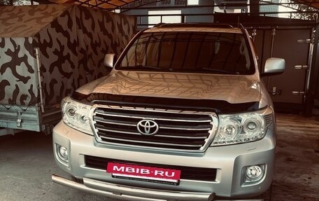 Toyota Land Cruiser 200, 2009 год, 3 352 000 рублей, 2 фотография