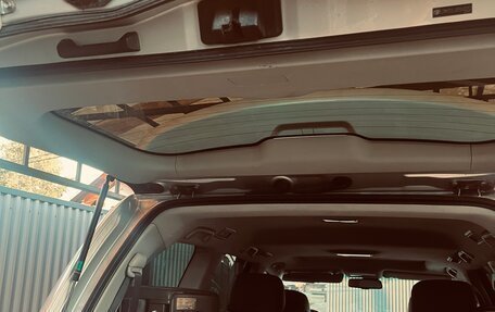 Toyota Land Cruiser 200, 2009 год, 3 352 000 рублей, 16 фотография