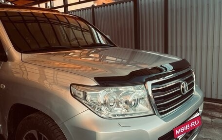 Toyota Land Cruiser 200, 2009 год, 3 352 000 рублей, 20 фотография