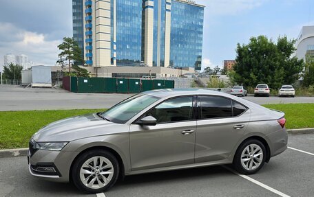 Skoda Octavia IV, 2021 год, 2 300 000 рублей, 3 фотография