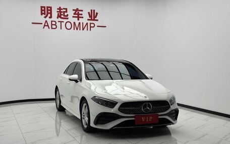Mercedes-Benz A-Класс, 2023 год, 1 760 000 рублей, 2 фотография