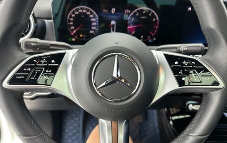 Mercedes-Benz A-Класс, 2023 год, 1 760 000 рублей, 8 фотография