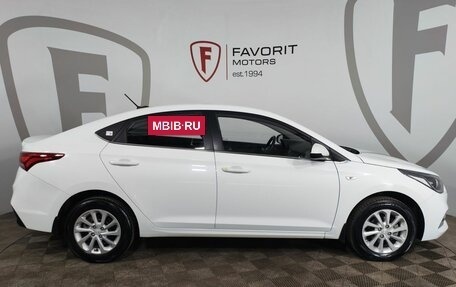 Hyundai Solaris II рестайлинг, 2017 год, 1 274 000 рублей, 4 фотография