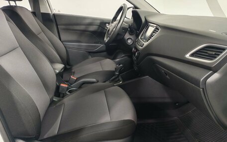 Hyundai Solaris II рестайлинг, 2017 год, 1 274 000 рублей, 14 фотография