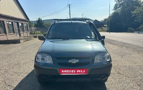 Chevrolet Niva I рестайлинг, 2012 год, 550 000 рублей, 4 фотография