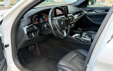 BMW 5 серия, 2020 год, 3 990 000 рублей, 17 фотография