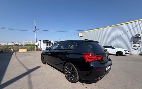 BMW 1 серия, 2018 год, 1 950 000 рублей, 11 фотография