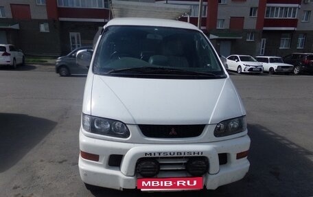 Mitsubishi Delica IV, 2002 год, 1 480 000 рублей, 2 фотография