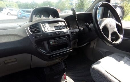 Mitsubishi Delica IV, 2002 год, 1 480 000 рублей, 6 фотография