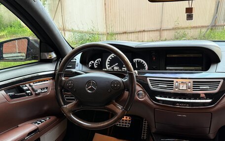 Mercedes-Benz S-Класс, 2011 год, 2 100 000 рублей, 21 фотография