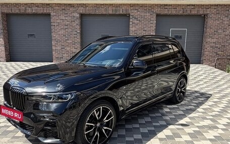 BMW X7, 2021 год, 9 100 000 рублей, 2 фотография