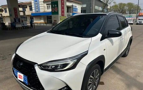 Toyota Yaris XP150 рестайлинг, 2021 год, 1 055 000 рублей, 3 фотография