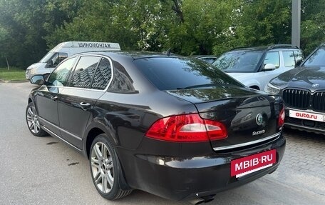 Skoda Superb III рестайлинг, 2012 год, 800 000 рублей, 4 фотография