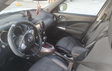 Nissan Juke II, 2013 год, 850 000 рублей, 6 фотография