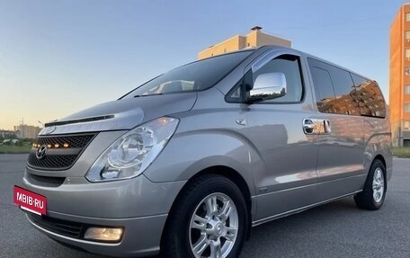Hyundai Grand Starex Grand Starex I рестайлинг 2, 2010 год, 1 495 000 рублей, 28 фотография