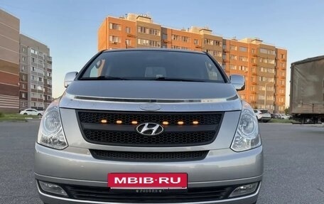 Hyundai Grand Starex Grand Starex I рестайлинг 2, 2010 год, 1 495 000 рублей, 29 фотография