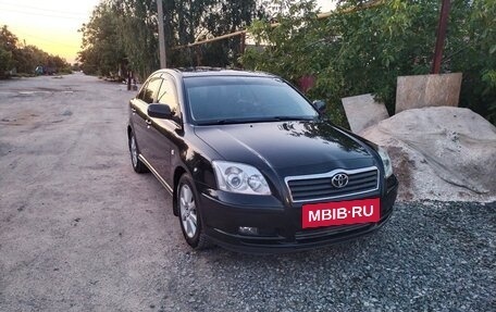 Toyota Avensis III рестайлинг, 2005 год, 850 000 рублей, 2 фотография