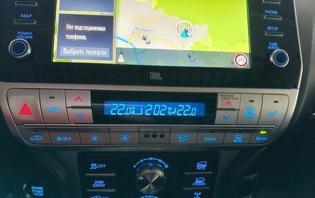Toyota Land Cruiser Prado 150 рестайлинг 2, 2021 год, 6 750 000 рублей, 14 фотография