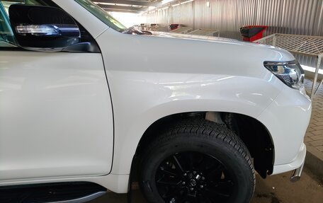 Toyota Land Cruiser Prado 150 рестайлинг 2, 2021 год, 6 750 000 рублей, 11 фотография