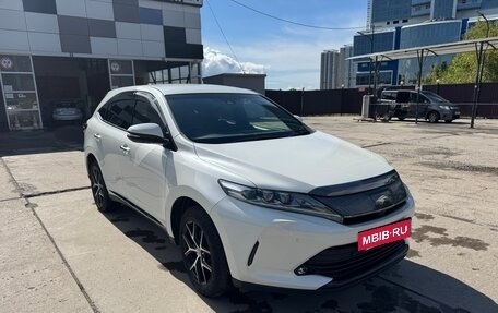 Toyota Harrier, 2020 год, 3 200 000 рублей, 2 фотография