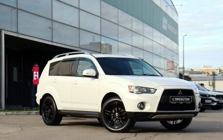 Mitsubishi Outlander III рестайлинг 3, 2010 год, 900 000 рублей, 3 фотография
