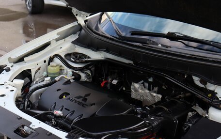 Mitsubishi Outlander III рестайлинг 3, 2010 год, 900 000 рублей, 19 фотография