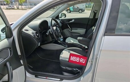 Audi A1, 2011 год, 1 345 000 рублей, 5 фотография