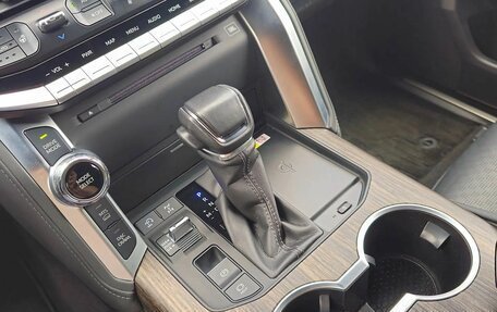 Toyota Land Cruiser, 2023 год, 11 800 000 рублей, 16 фотография