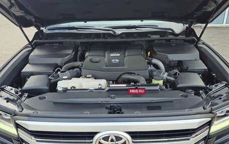 Toyota Land Cruiser, 2023 год, 11 800 000 рублей, 8 фотография