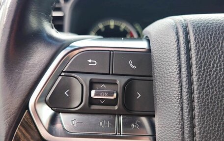 Toyota Land Cruiser, 2023 год, 11 800 000 рублей, 18 фотография