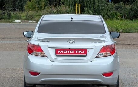 Hyundai Solaris II рестайлинг, 2012 год, 750 000 рублей, 4 фотография