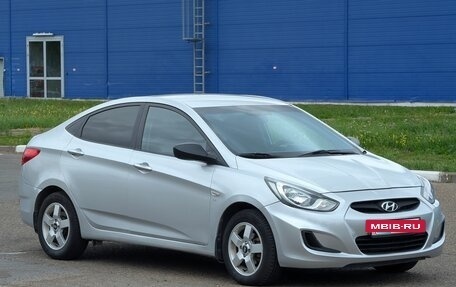 Hyundai Solaris II рестайлинг, 2012 год, 750 000 рублей, 7 фотография