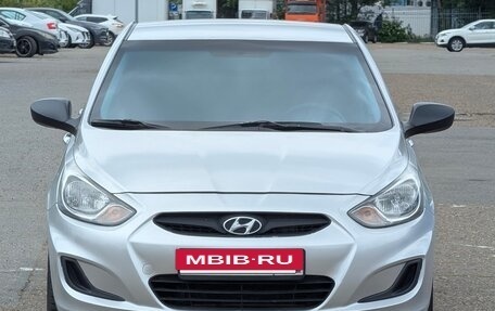 Hyundai Solaris II рестайлинг, 2012 год, 750 000 рублей, 8 фотография