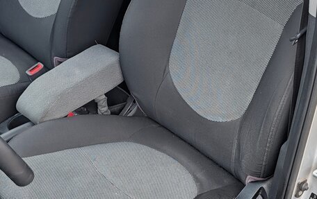 Hyundai Solaris II рестайлинг, 2012 год, 750 000 рублей, 14 фотография