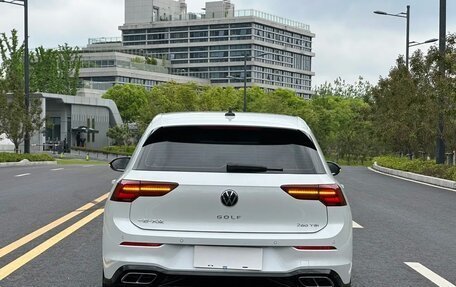 Volkswagen Golf VIII, 2024 год, 1 840 000 рублей, 5 фотография