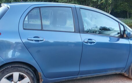Toyota Yaris III рестайлинг, 2008 год, 699 000 рублей, 6 фотография