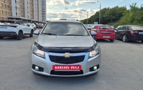 Chevrolet Cruze II, 2012 год, 600 000 рублей, 2 фотография