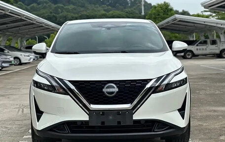 Nissan Qashqai, 2023 год, 1 800 000 рублей, 2 фотография