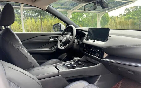 Nissan Qashqai, 2023 год, 1 800 000 рублей, 13 фотография