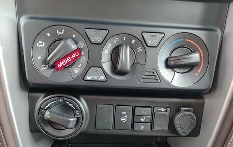 Toyota Fortuner II, 2019 год, 3 320 000 рублей, 26 фотография