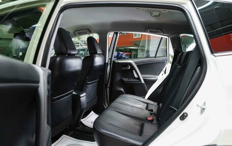 Toyota RAV4, 2013 год, 1 650 000 рублей, 7 фотография